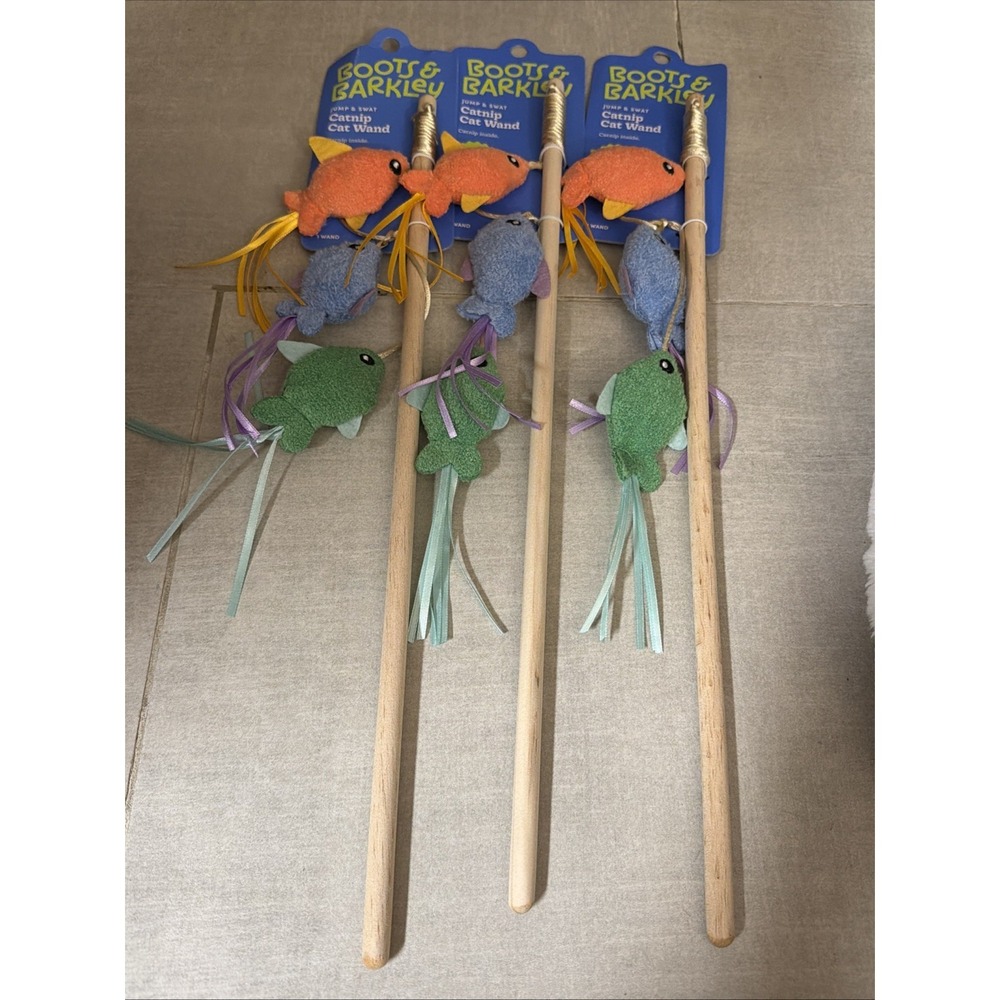 New Boots & Barkley Jump & Swat Catnip Cat Wand Fish Crinkly Target 3 Pieces